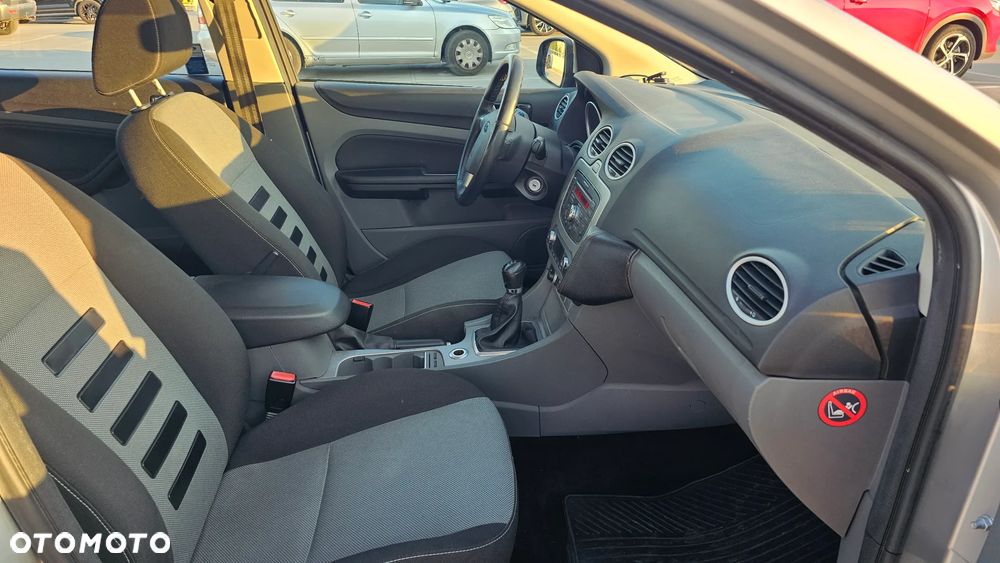 Ford Focus 1.8 TDCi Trend - 25