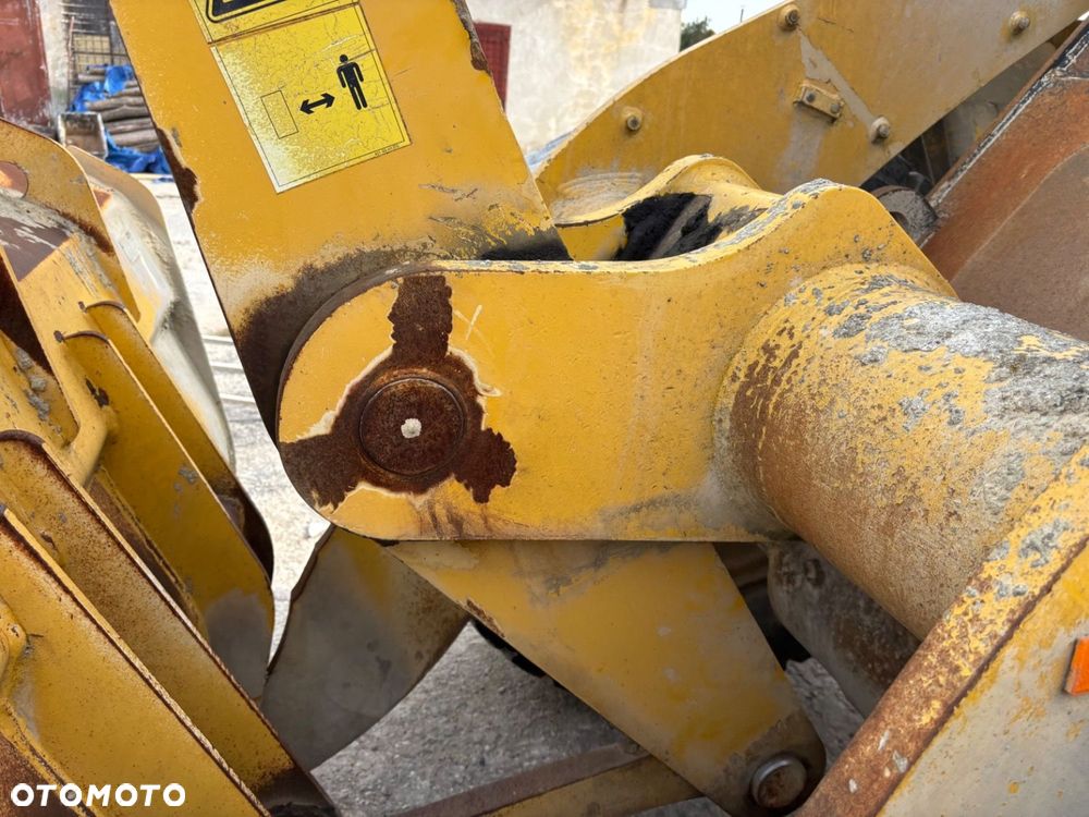 Komatsu Wa 250-5H - 37