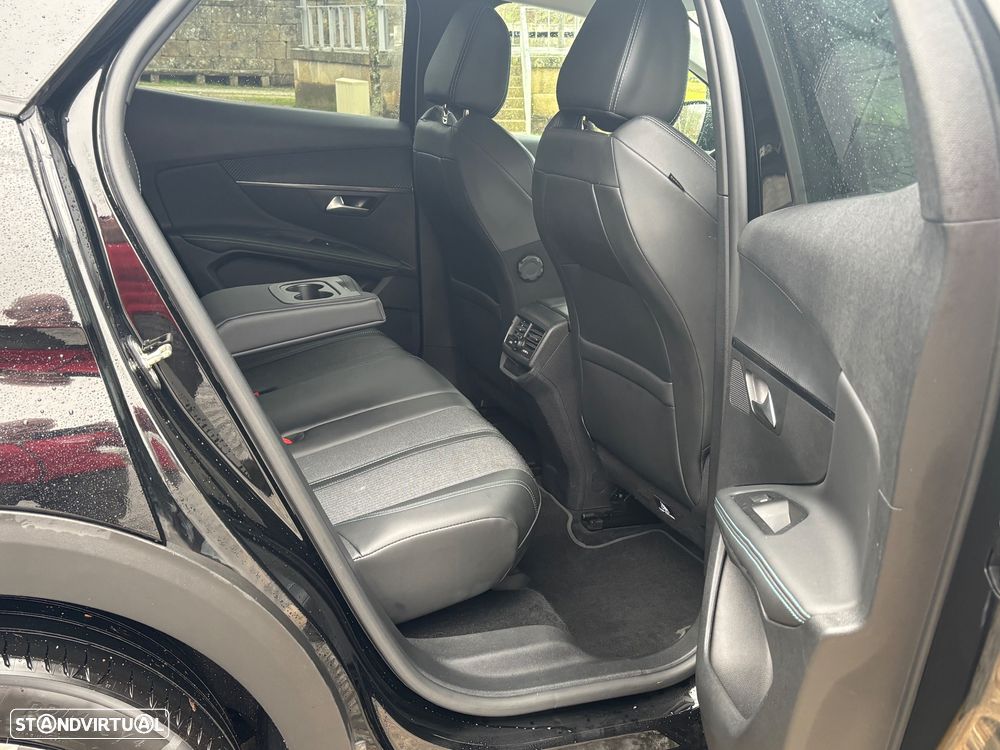 Peugeot 3008 BlueHDi 130 Stop & Start EAT8 Allure - 13