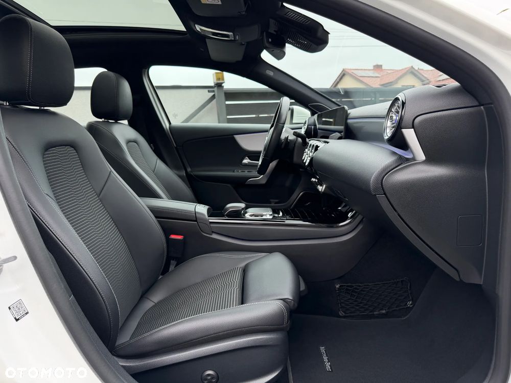 Mercedes-Benz Klasa A 250 Progressive 7G-DCT - 17