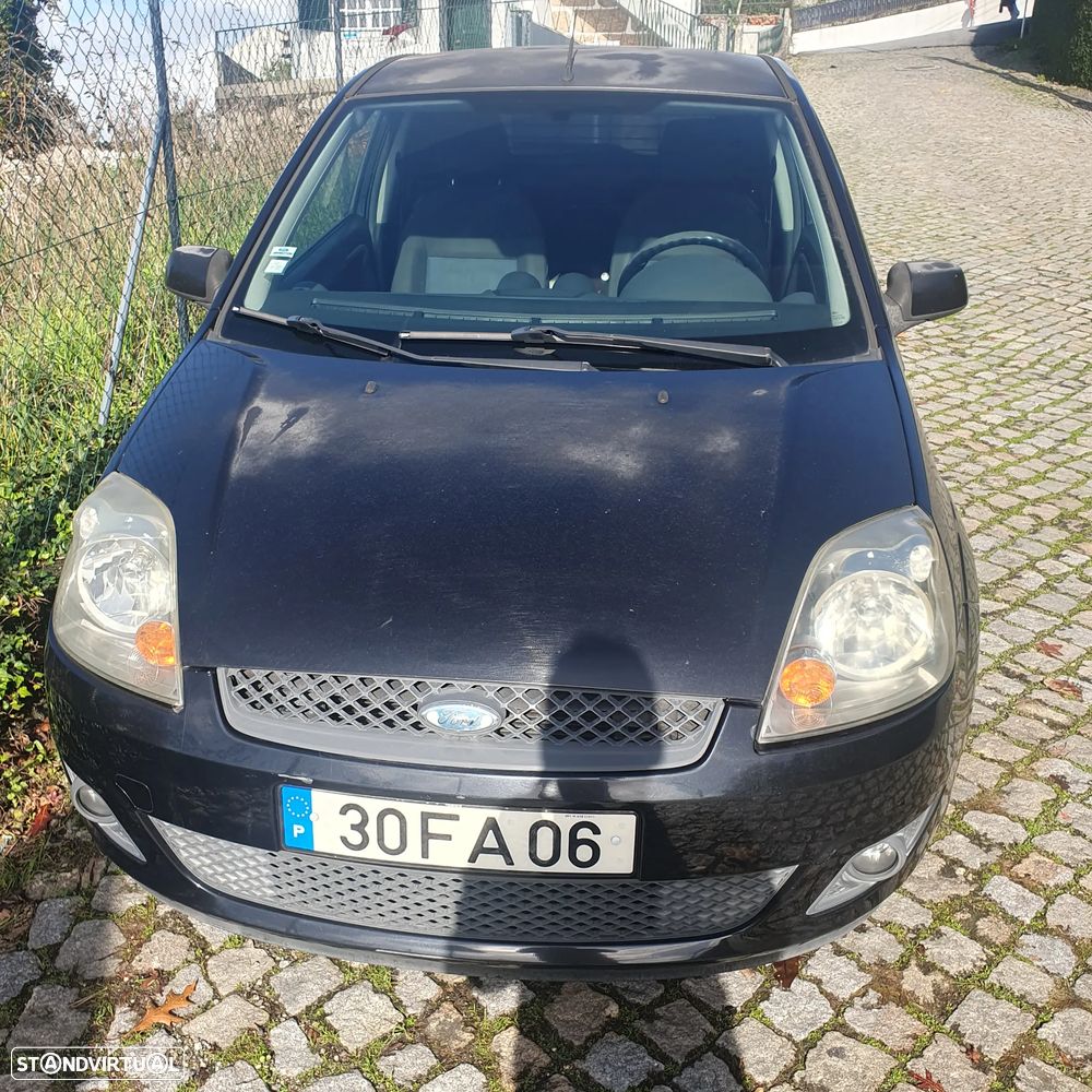 Ford Fiesta - 2