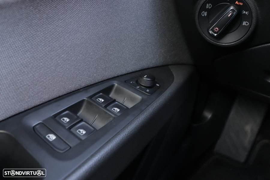 SEAT Leon ST 1.6 TDI Style S/S - 19