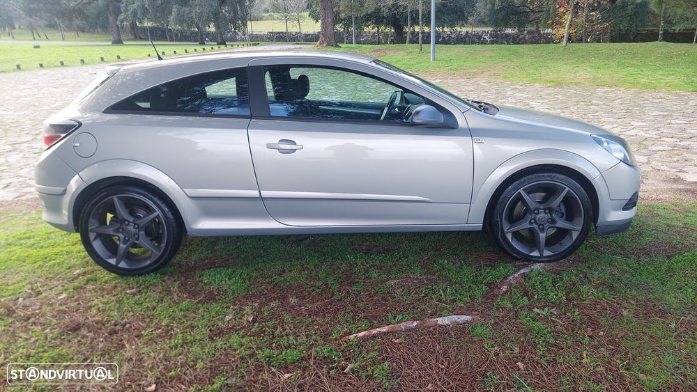 Opel Astra Coupe - 9
