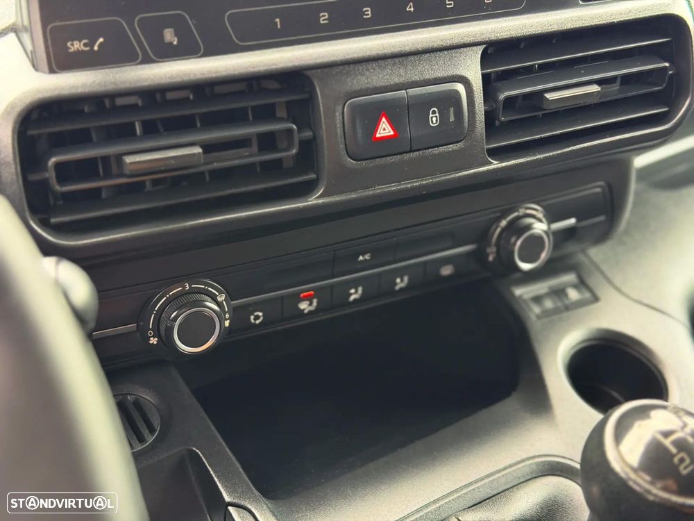 Peugeot Partner BlueHDI - 18