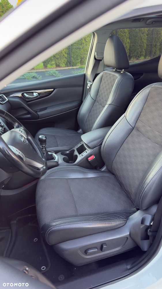 Nissan Qashqai - 12