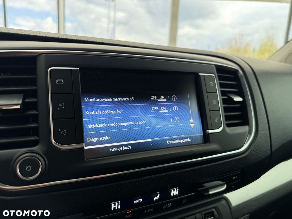 Toyota Proace Verso - 35