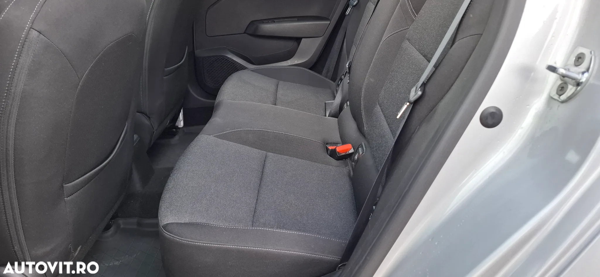 Renault Clio V 1.0 TCe 90 Equilibre - 19