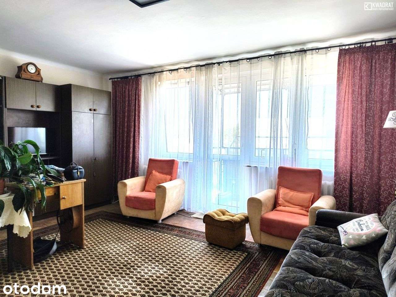 3 pokoje 57 m2 z balkonem. Włodawa centrum.