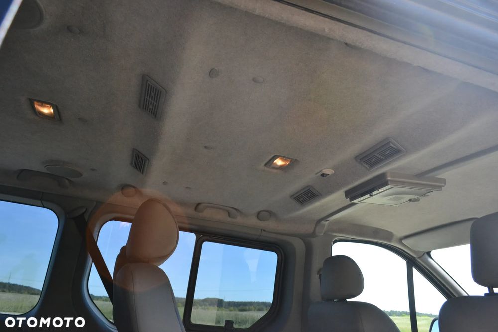 Renault Trafic Passenger Expression - 26