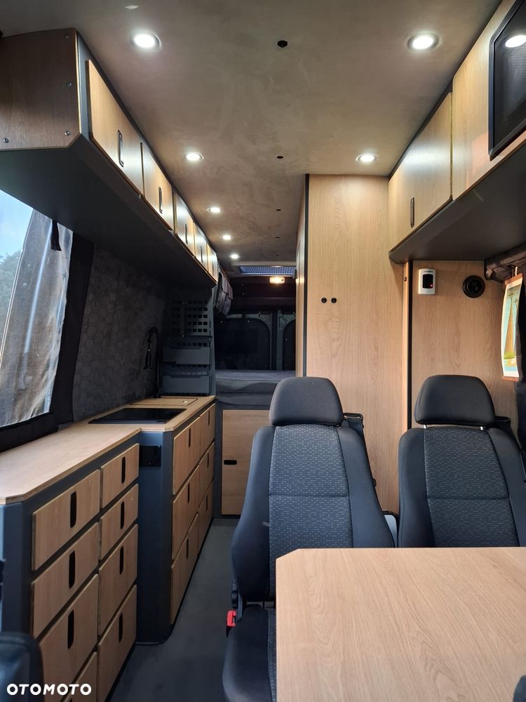Mercedes-Benz SPRINTER - 9