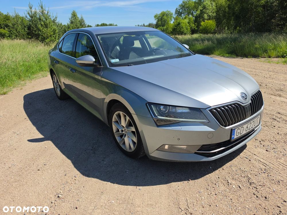 Skoda Superb 2.0 TDI Ambition DSG7 - 3