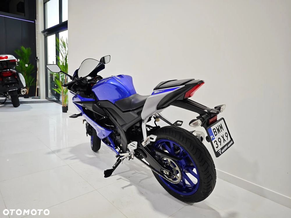 Yamaha YZF - 14
