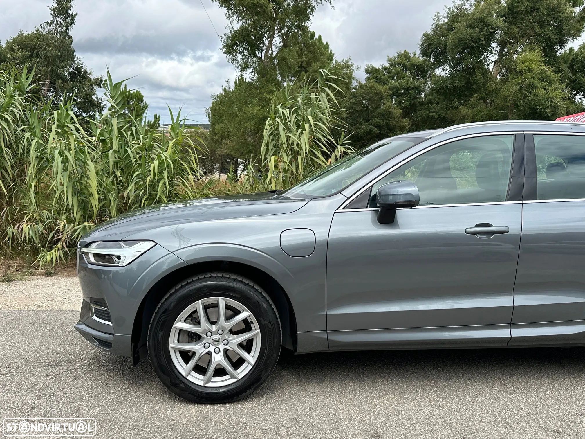 Volvo XC 60 2.0 T8 PHEV Momentum AWD - 2