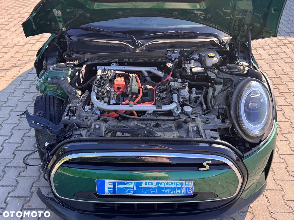 MINI Cooper SE - 16