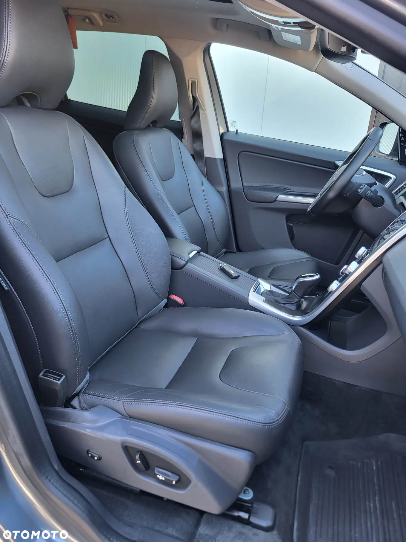 Volvo XC 60 T6 AWD Summum - 20