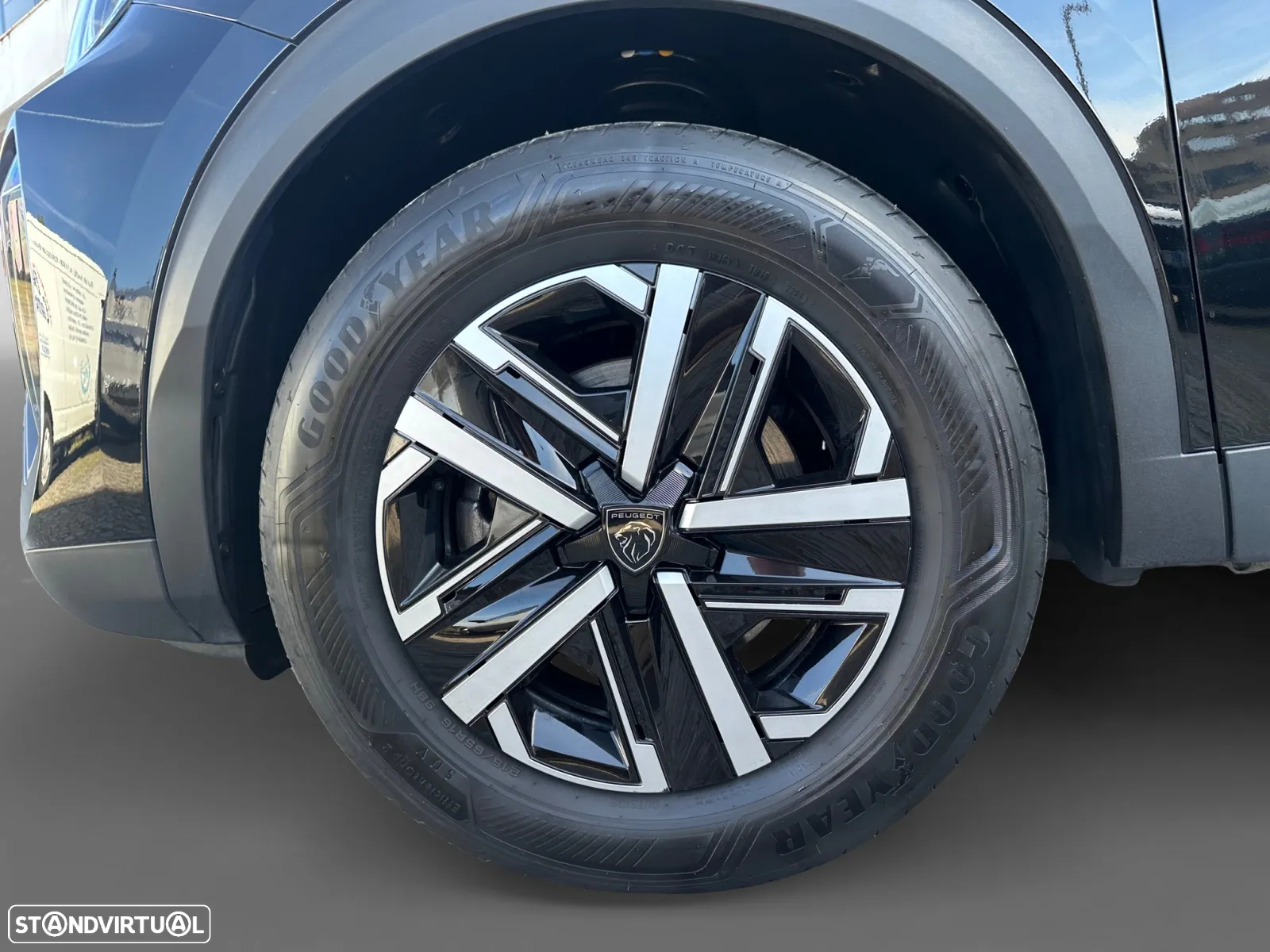 Peugeot e-2008 54 kWh Active - 16