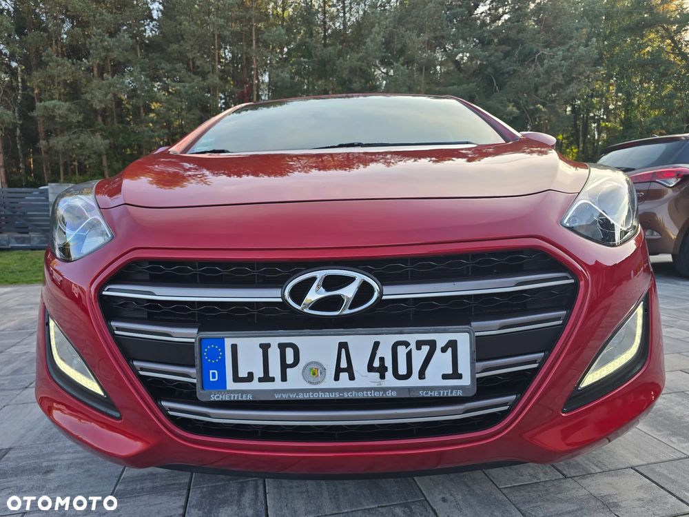 Hyundai i30 blue 1.6 GDI Passion - 8