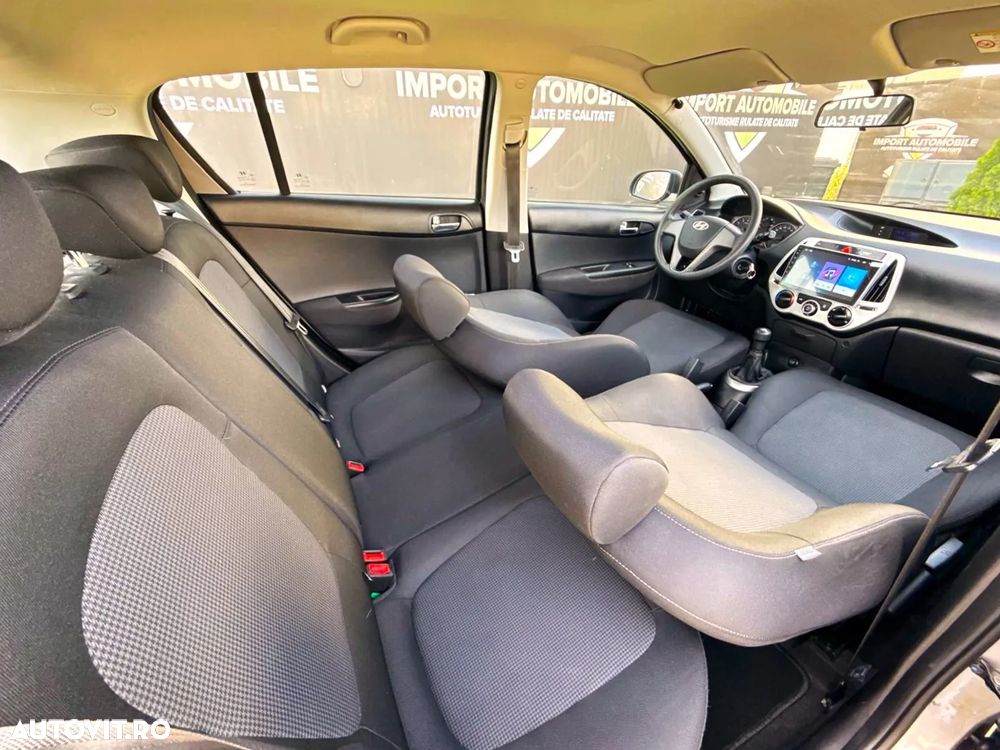 Hyundai i20 1.2 Trend - 24