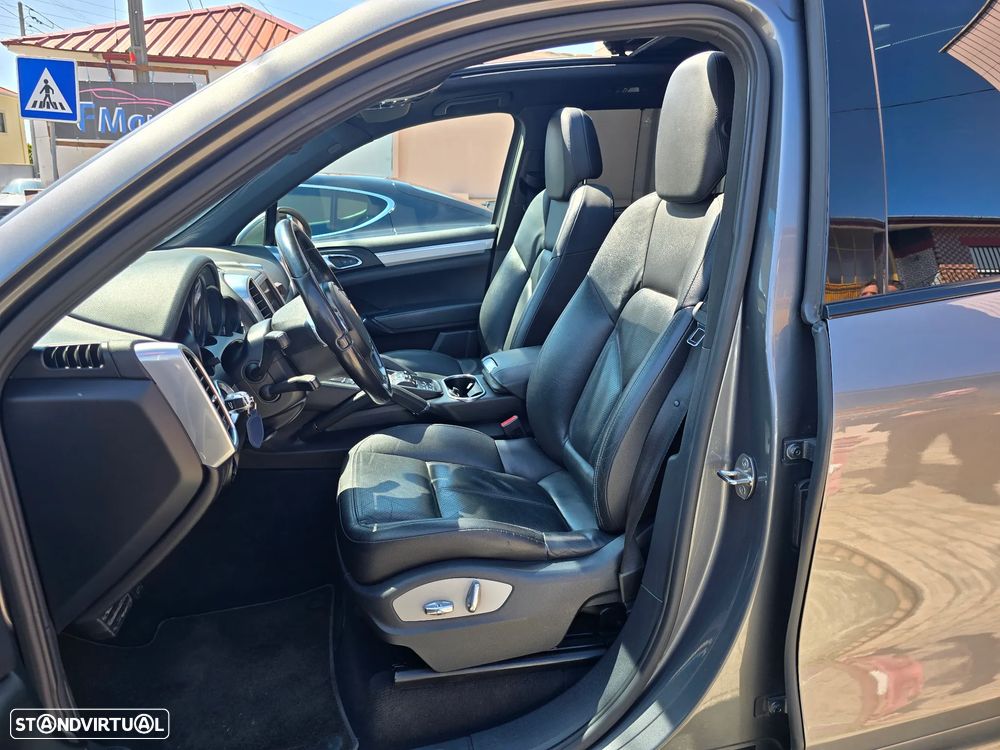 Porsche Cayenne II - 9