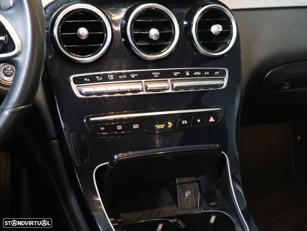 Mercedes-Benz GLC 300 e 4Matic - 20