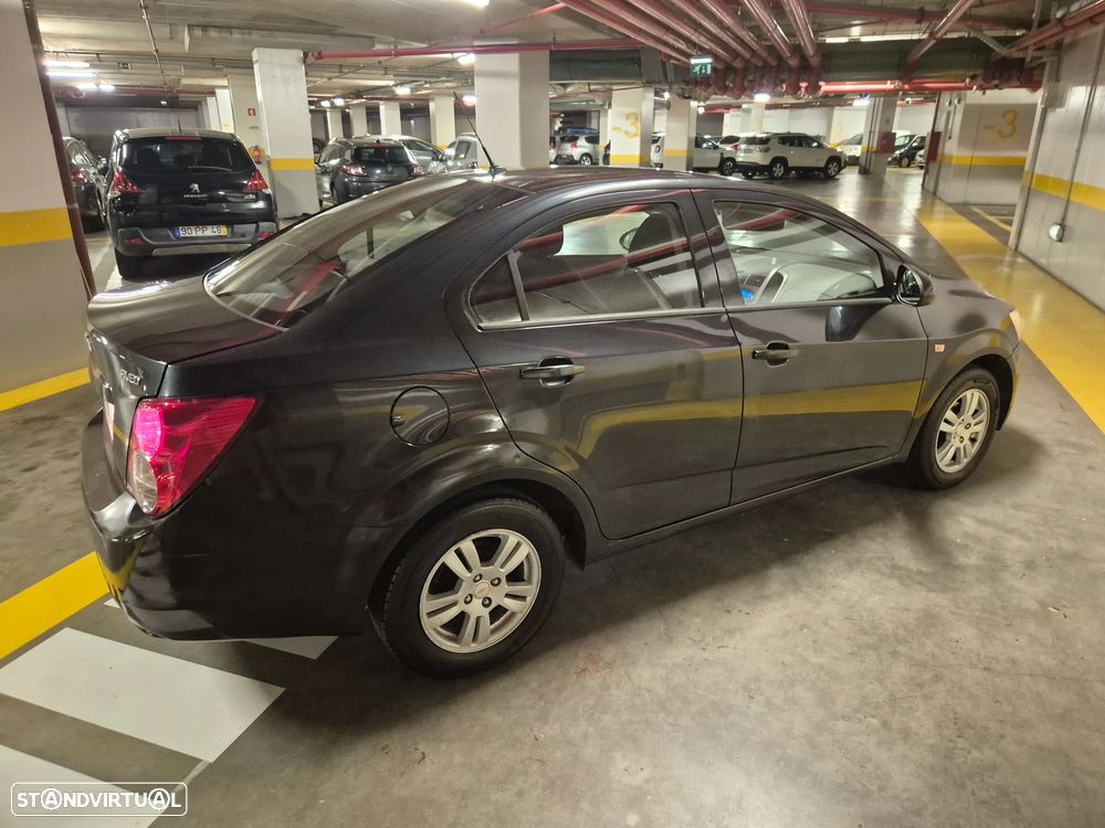 Chevrolet Aveo 1.2 LT Bi-Fuel - 11