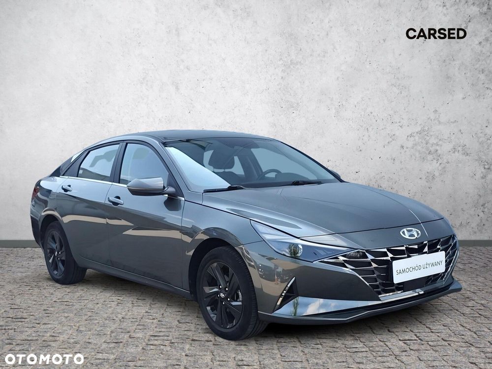 Hyundai Elantra - 9