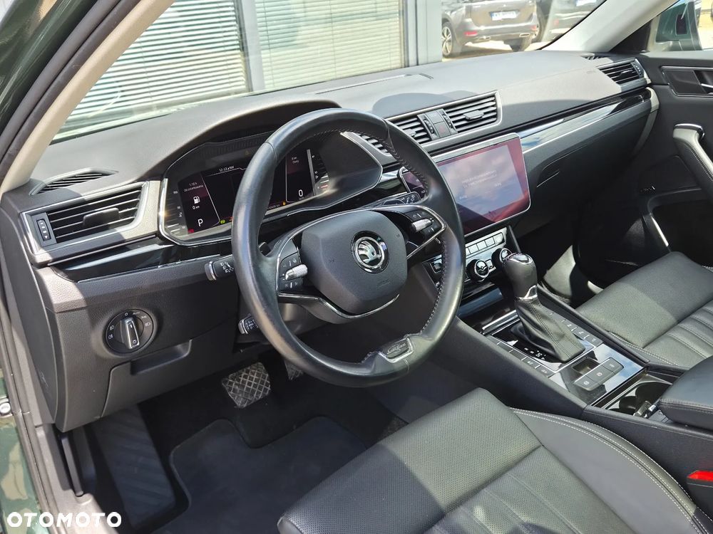 Skoda Superb 2.0 TDI SCR L&K DSG - 18