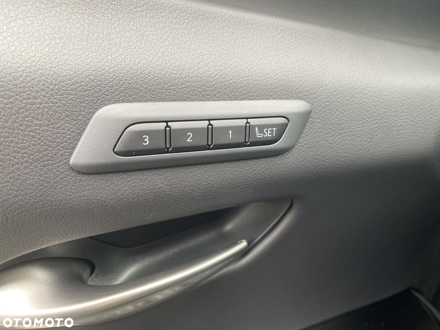 Lexus UX - 26