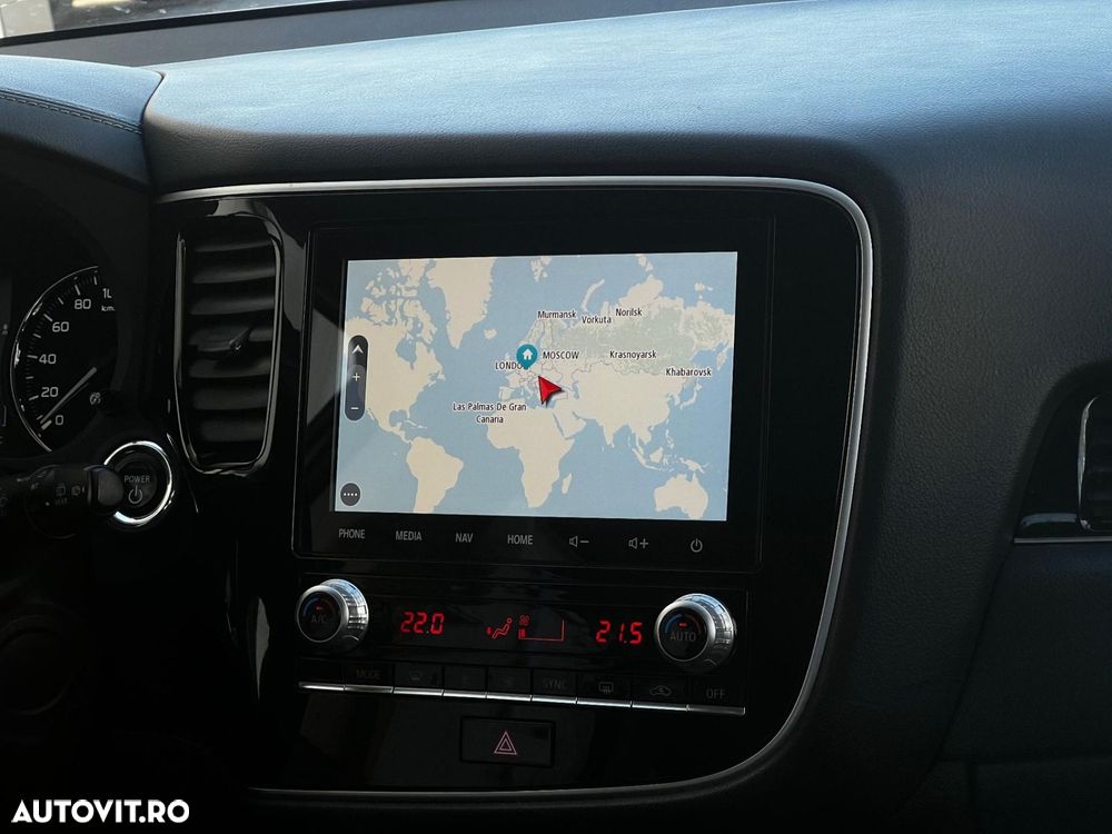 MITSUBISHI Outlander 2019 — imagine 11