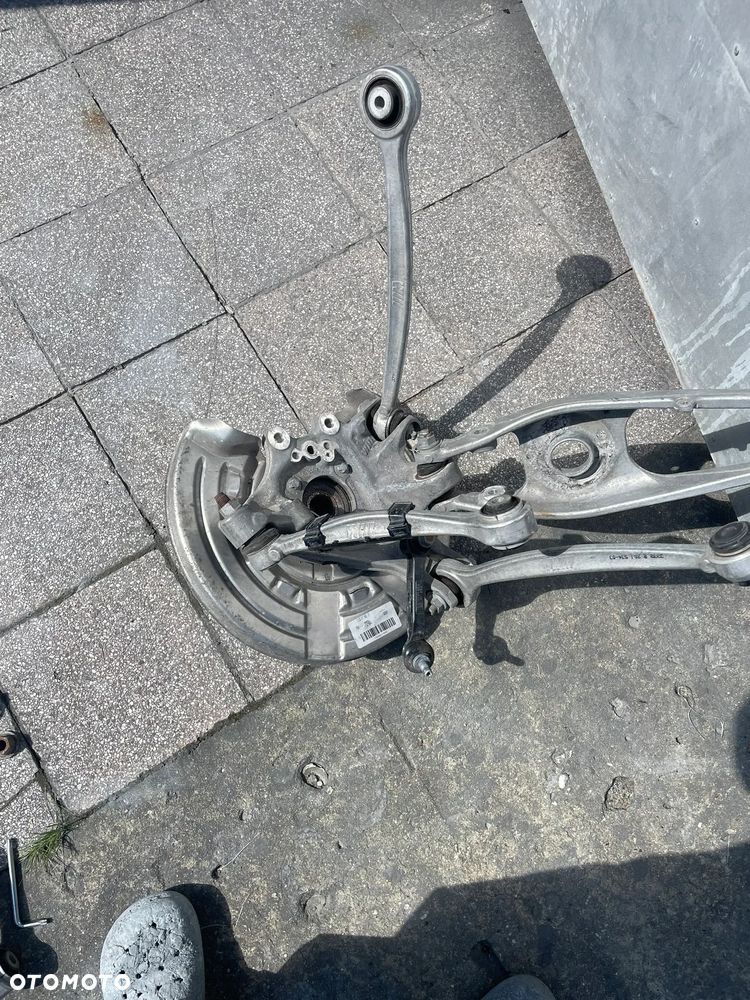 Bmw M2 M3 f87 f80 f82 zwrotnica wahacze lewy tył