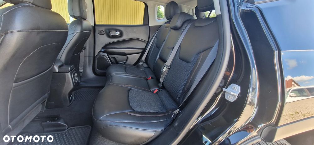 Jeep Compass 2.0 MultiJet Active Drive Automatik Limited - 27
