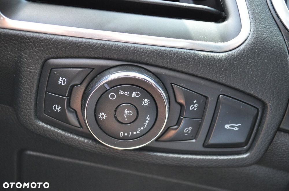 Ford S-Max - 23
