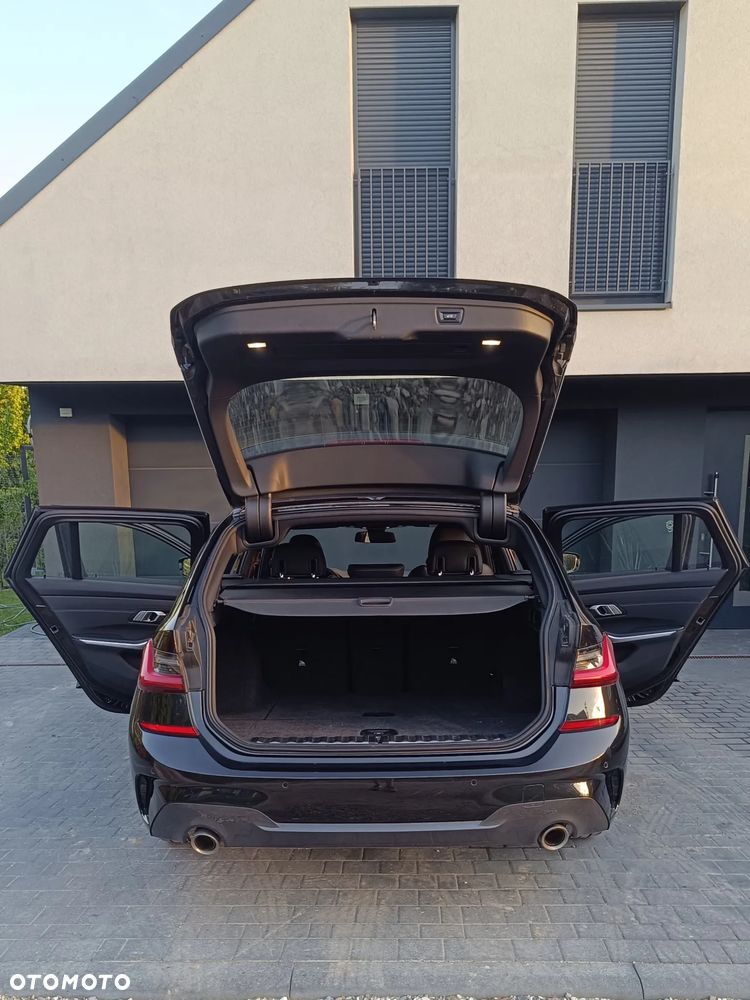 BMW Seria 3 318i M Sport - 3