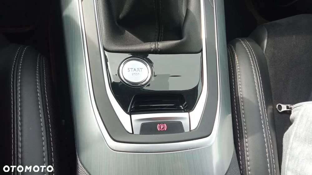 Peugeot 308 BlueHDi 130 Stop & Start Allure - 23