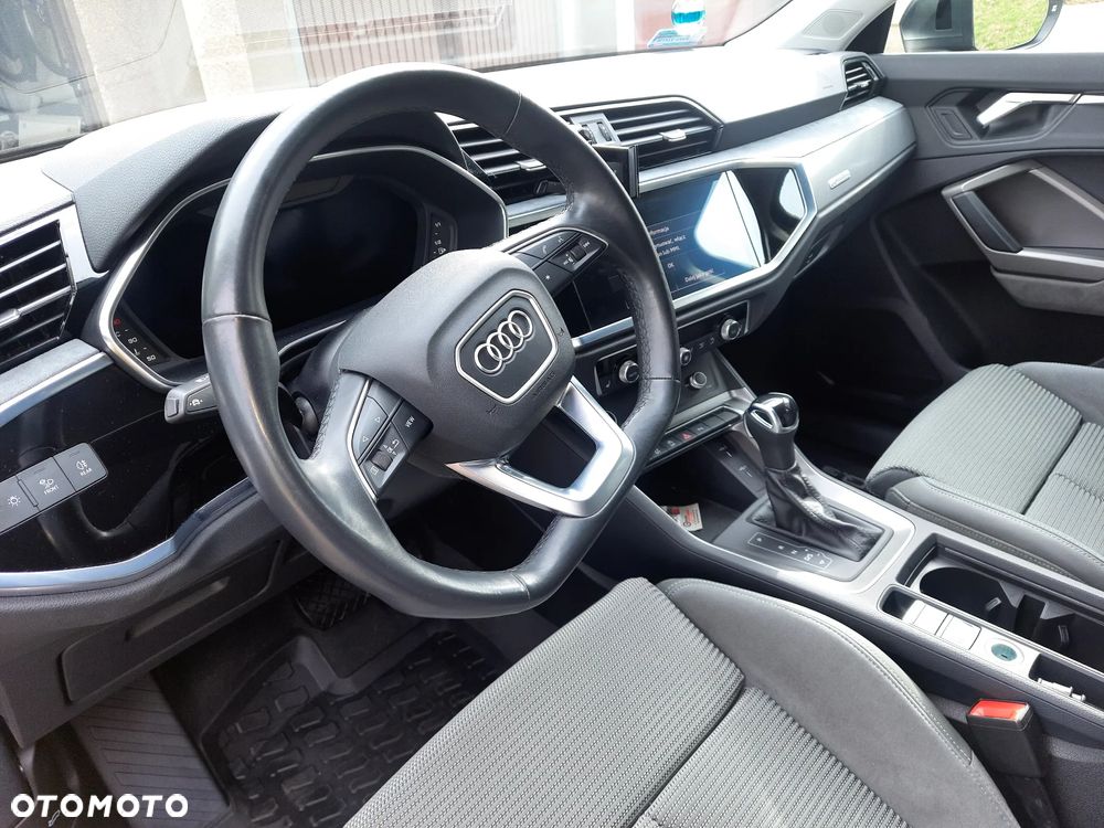 Audi Q3 Sportback - 22