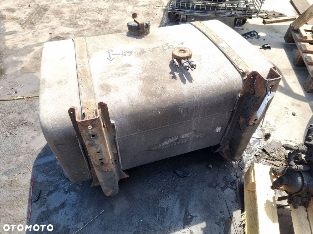 ZBIORNIK PALIWA IVECO EUROCARGO 20E28 - 3