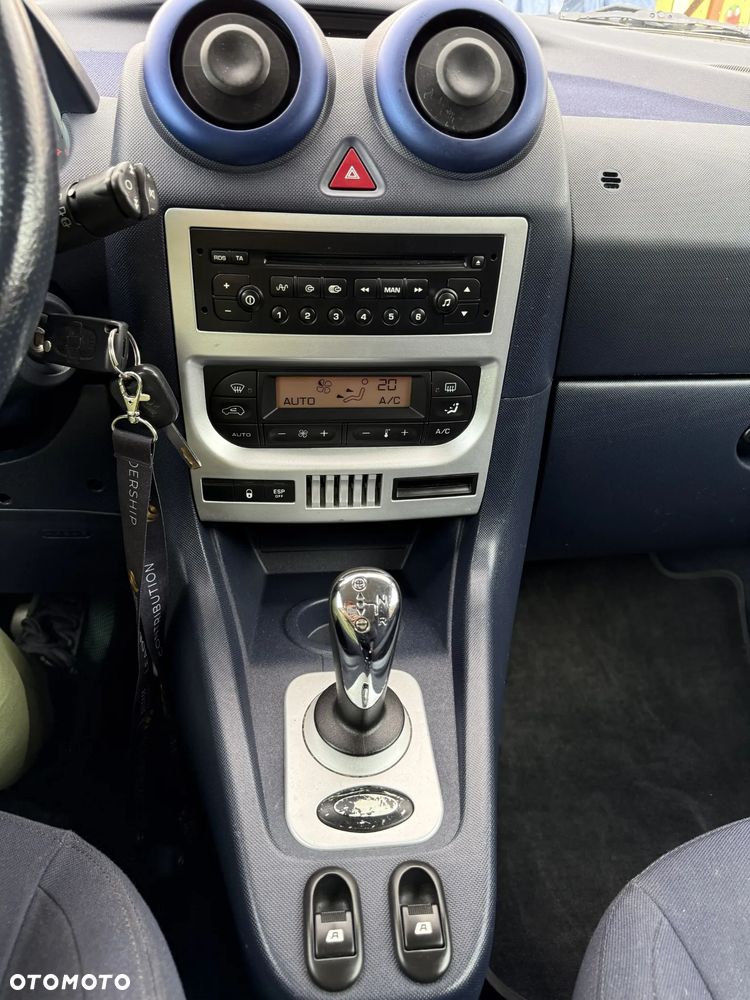 Peugeot 1007 - 13