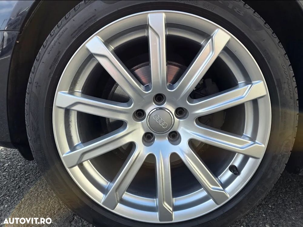 Audi A4 Avant 2.0 TDI DPF multitronic Attraction - 12