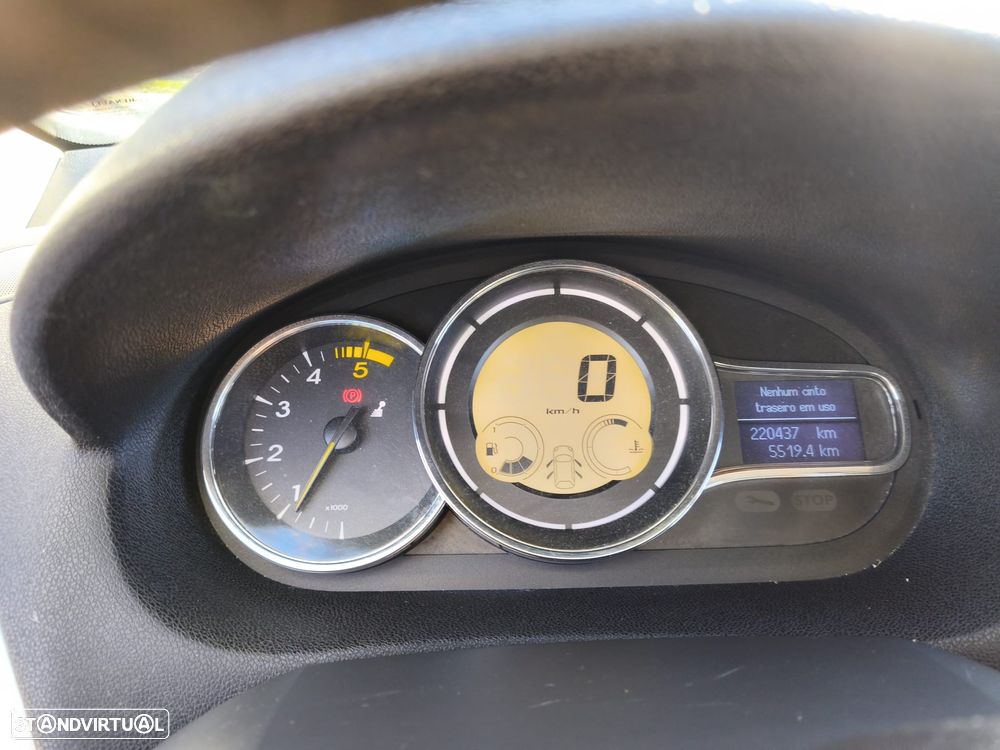 Renault Mégane 1.5 dCi Confort - 9