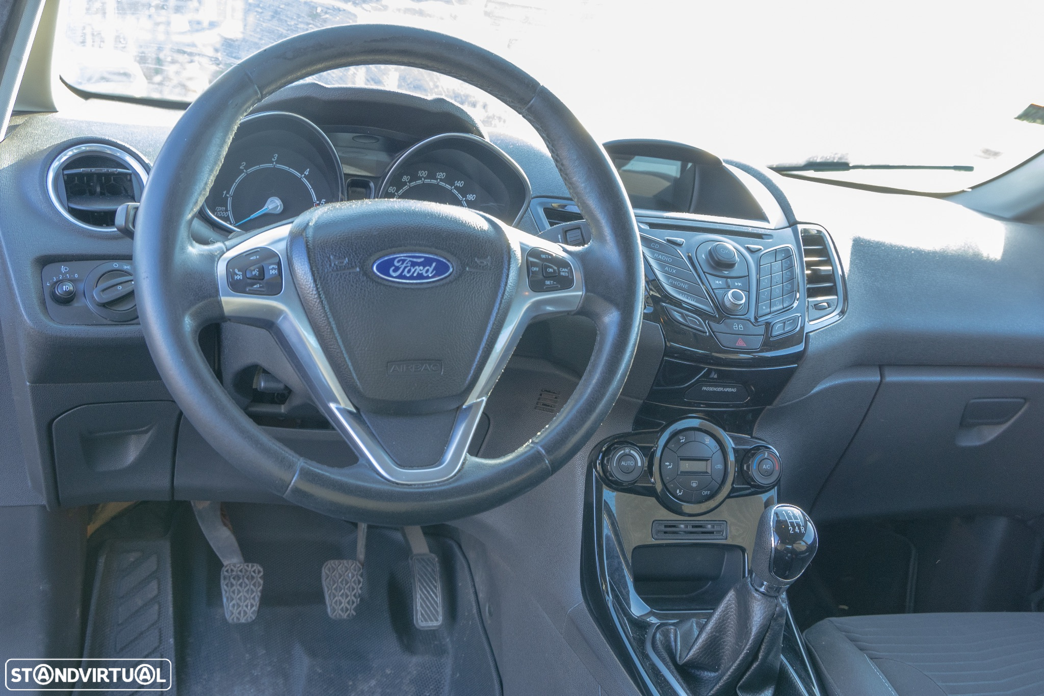 Ford Fiesta 1.5 TDCi Titanium - 10
