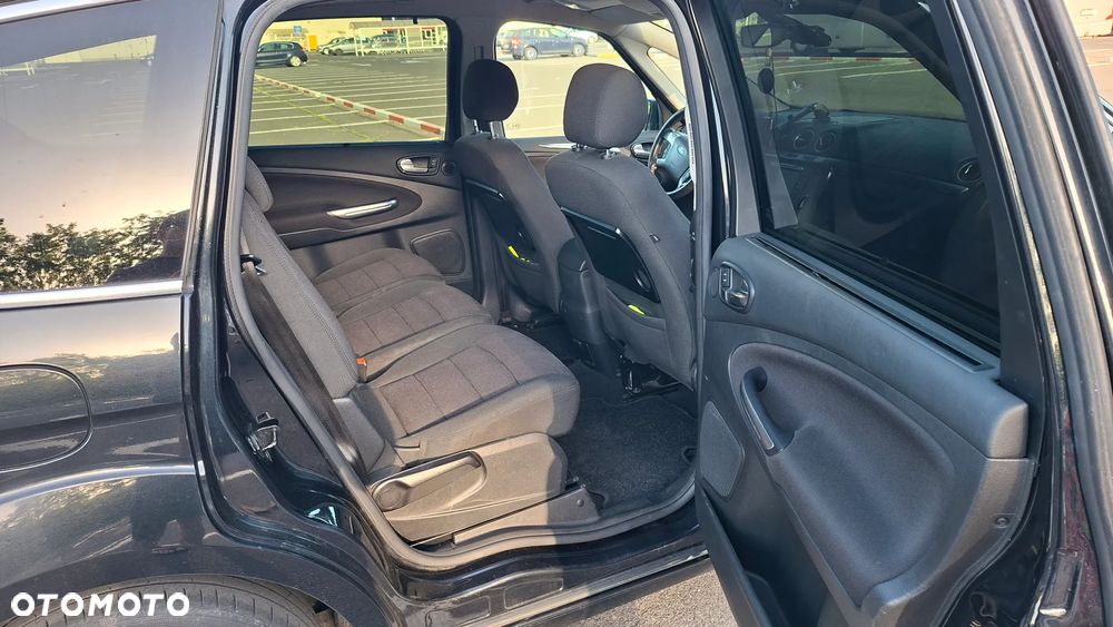 Ford S-Max 2.0 TDCi DPF Titanium - 13