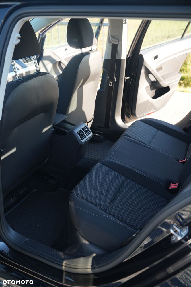 Volkswagen Golf 1.6 TDI BMT Comfortline - 22