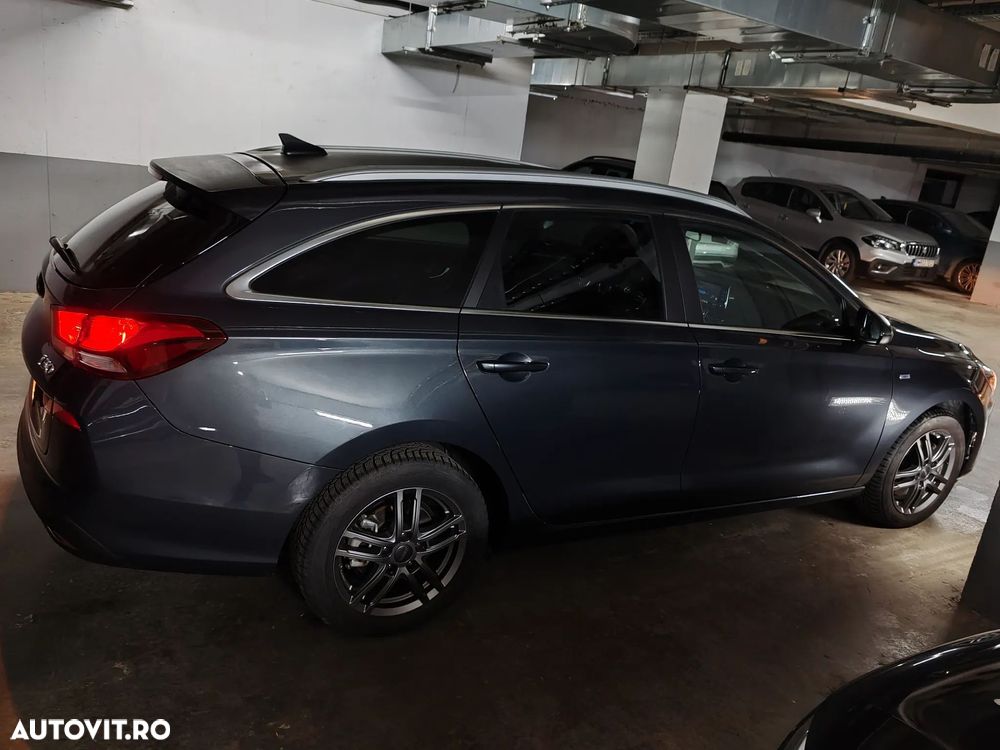 Hyundai i30 1.5 T-GDI MHEV 160CP Highway - 3