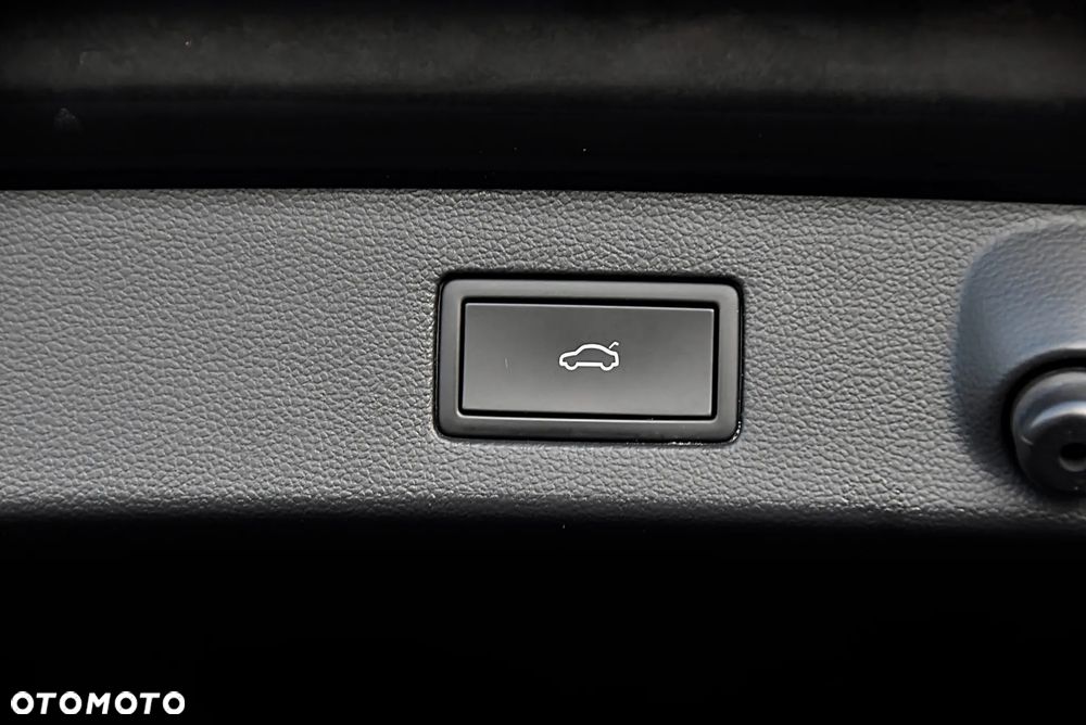 Volkswagen Arteon 2.0 TSI R-Line DSG - 33
