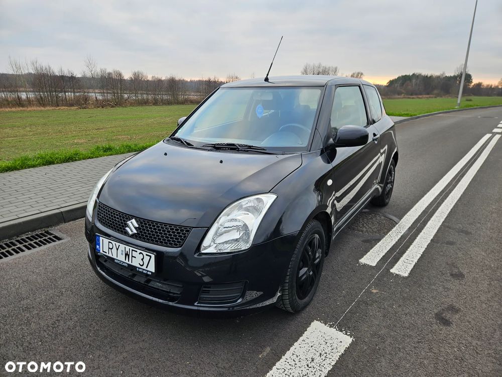 Suzuki Swift 1.3 Classic - 1
