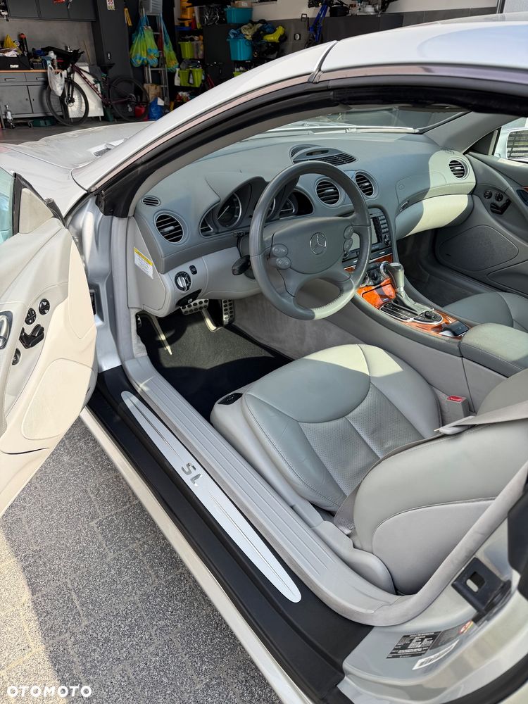 Mercedes-Benz SL 500 7G-TRONIC - 12