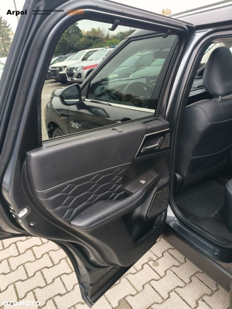 Mitsubishi Outlander - 24