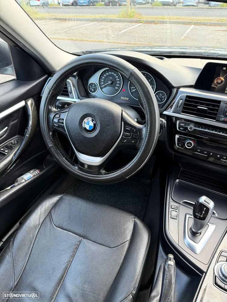 BMW 320 d Auto Line Luxury - 15