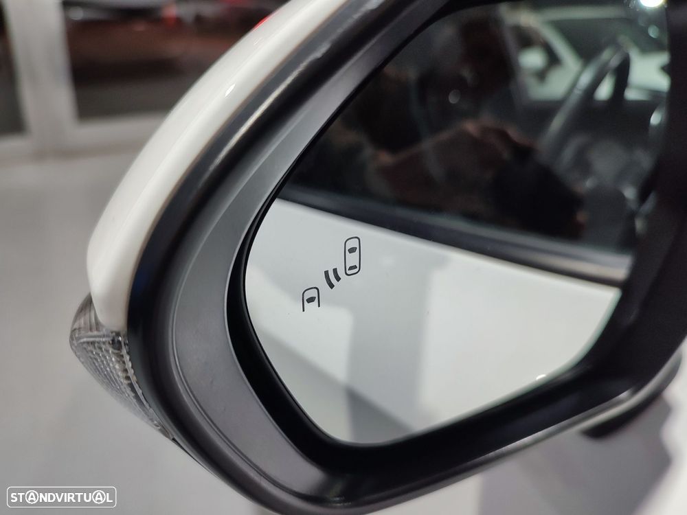 Toyota Corolla Touring Sports 1.8 Hybrid Exclusive - 39