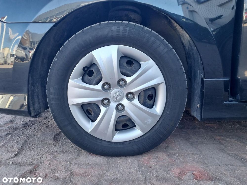 Hyundai i30 1.4 Base - 23